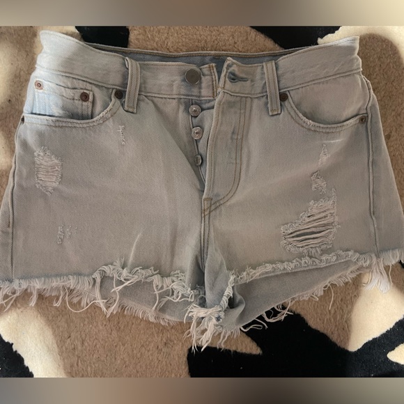 LEVIS HIGH RISE WEDGIE FIT SHORTS - Picture 4 of 6